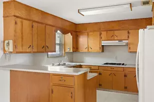 601 Sandringham Cir, Austin, TX 78704 - Photo 17