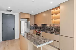 610 Davis St, Austin, TX 78701 - Photo 5