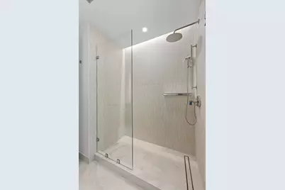 610 Davis Street #3303, Austin, TX 78701 - Photo 11