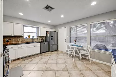 11002 Watchful Fox Drive, Austin, TX 78748 - Photo 11