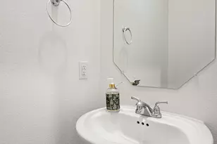 12612 Penguin Path, Manor, TX 78653 - Photo 15