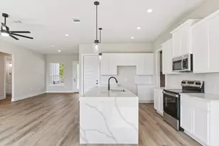 3808 Capitol Ave, Lago Vista, TX 78645 - Photo 11