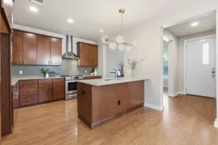 2911 Corbin Ln, Austin, TX 78704 - Photo 3