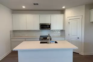 408 Quail Convey Dr, Jarrell, TX 76537 - Photo 3