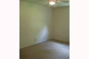 12407 Tree Line Dr, Austin, TX 78729 - Photo 7