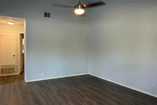 12407 Tree Line Dr, Austin, TX 78729 - Photo 5
