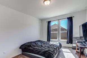 211 Pitkin Dr, Lockhart, TX 78644 - Photo 7