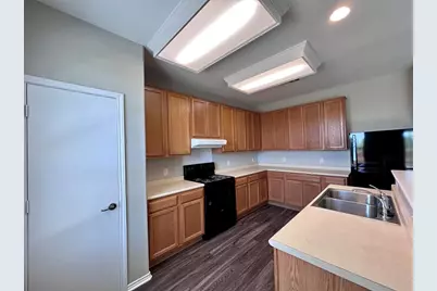 8916 Ipswich Bay Drive, Austin, TX 78747 - Photo 11