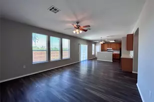 8916 Ipswich Bay Dr, Austin, TX 78747 - Photo 9