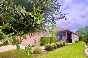 437 Holiday Creek Ln Ln, Georgetown, TX 78633 - Photo 1