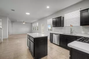 109 White Sage Ln, Liberty Hill, TX 78642 - Photo 13