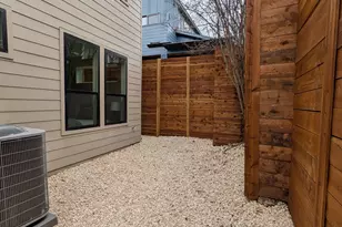 1709 Maple Ave, Austin, TX 78702 - Photo 29