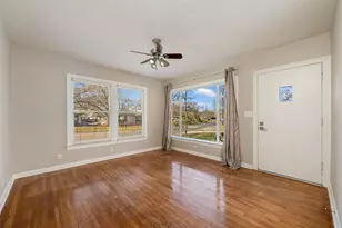 1300 Harriet Ct, Austin, TX 78756 - Photo 11