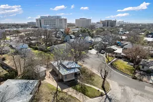 1300 Harriet Ct, Austin, TX 78756 - Photo 7