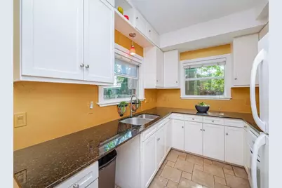 1159 Navasota St, Austin, TX 78702 - Photo 21