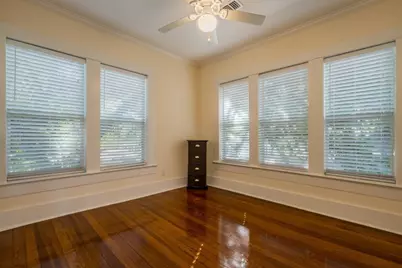 1159 Navasota St, Austin, TX 78702 - Photo 9