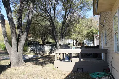 11004 Elm Street, Jonestown, TX 78645 - Photo 17