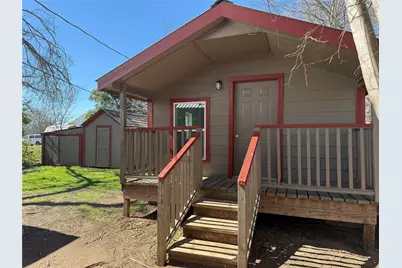 404 Lee Street, Smithville, TX 78957 - Photo 13