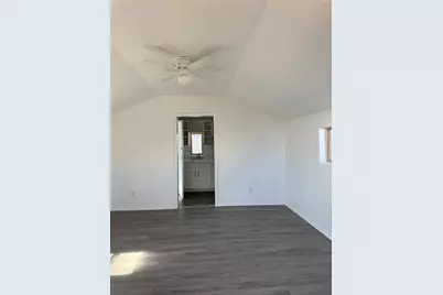 404 Lee Street, Smithville, TX 78957 - Photo 15