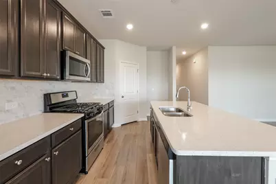 1014 Round Bale Road, Hutto, TX 78634 - Photo 7