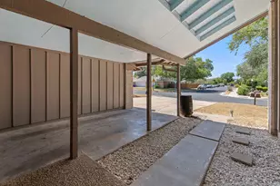 9011 Quail Valley Dr, Austin, TX 78758 - Photo 7