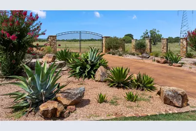 24434 E Highway 71, Horseshoe Bay, TX 78657 - Photo 23