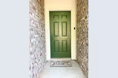 207 Kates Way, Hutto, TX 78634 - Photo 3