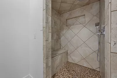 602 E 6th Street, Cameron, TX 76520 - Photo 15