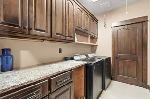 20117 Moon Dance Ln, Spicewood, TX 78669 - Photo 35