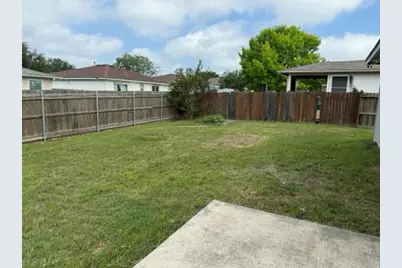 213 Spring Branch Drive, Kyle, TX 78640 - Photo 17
