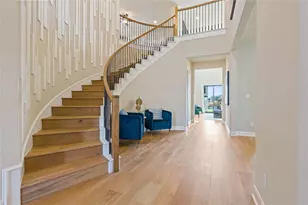 1300 Shelby Ln, Georgetown, TX 78628 - Photo 5