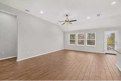 3704 Allegiance Avenue, Lago Vista, TX 78645 - Photo 7