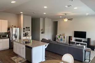 3704 Allegiance Ave, Lago Vista, TX 78645 - Photo 11