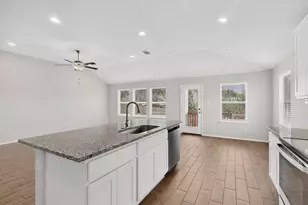 3704 Allegiance Ave, Lago Vista, TX 78645 - Photo 13