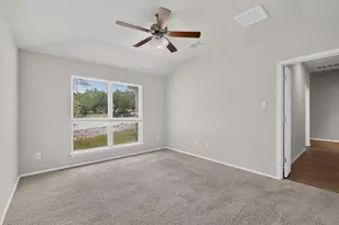 3704 Allegiance Ave, Lago Vista, TX 78645 - Photo 31