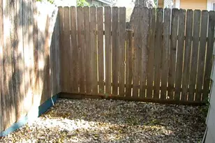 630 Maiden Ln, Austin, TX 78705 - Photo 13