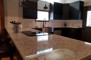 410 E Milam Ave, Round Rock, TX 78664 - Photo 9