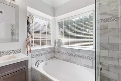 2922 Wickersham Lane, Austin, TX 78741 - Photo 19