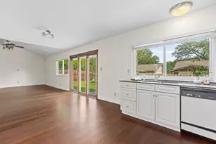11707 Shoshone Dr, Austin, TX 78759 - Photo 11