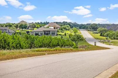 270 Honey Locust Court, Driftwood, TX 78619 - Photo 23