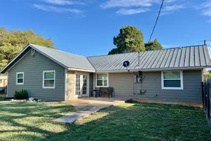 1309 10th St, Blanco, TX 78606 - Photo 15