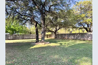 1309 10th Street, Blanco, TX 78606 - Photo 11
