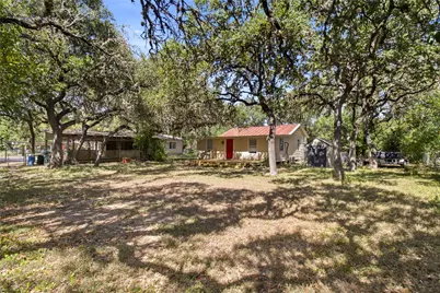 606 Harmons Way, San Marcos, TX 78666 - Photo 5