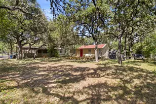 606 Harmons Way, San Marcos, TX 78666 - Photo 5
