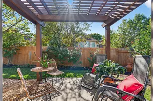 803 Bent Wood Pl, Round Rock, TX 78665 - Photo 31