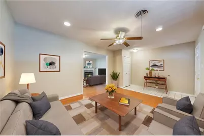 2004 Teakwood Drive, Austin, TX 78757 - Photo 3