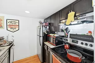 1904 Valley Hill Cir, Austin, TX 78741 - Photo 27