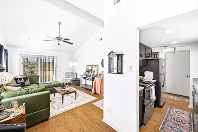 1904 Valley Hill Circle, Austin, TX 78741 - Photo 13