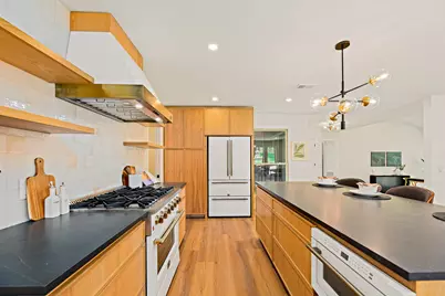 7906 Havenwood Drive, Austin, TX 78759 - Photo 15