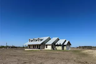 4355 S E River Rd, Martindale, TX 78655 - Photo 3